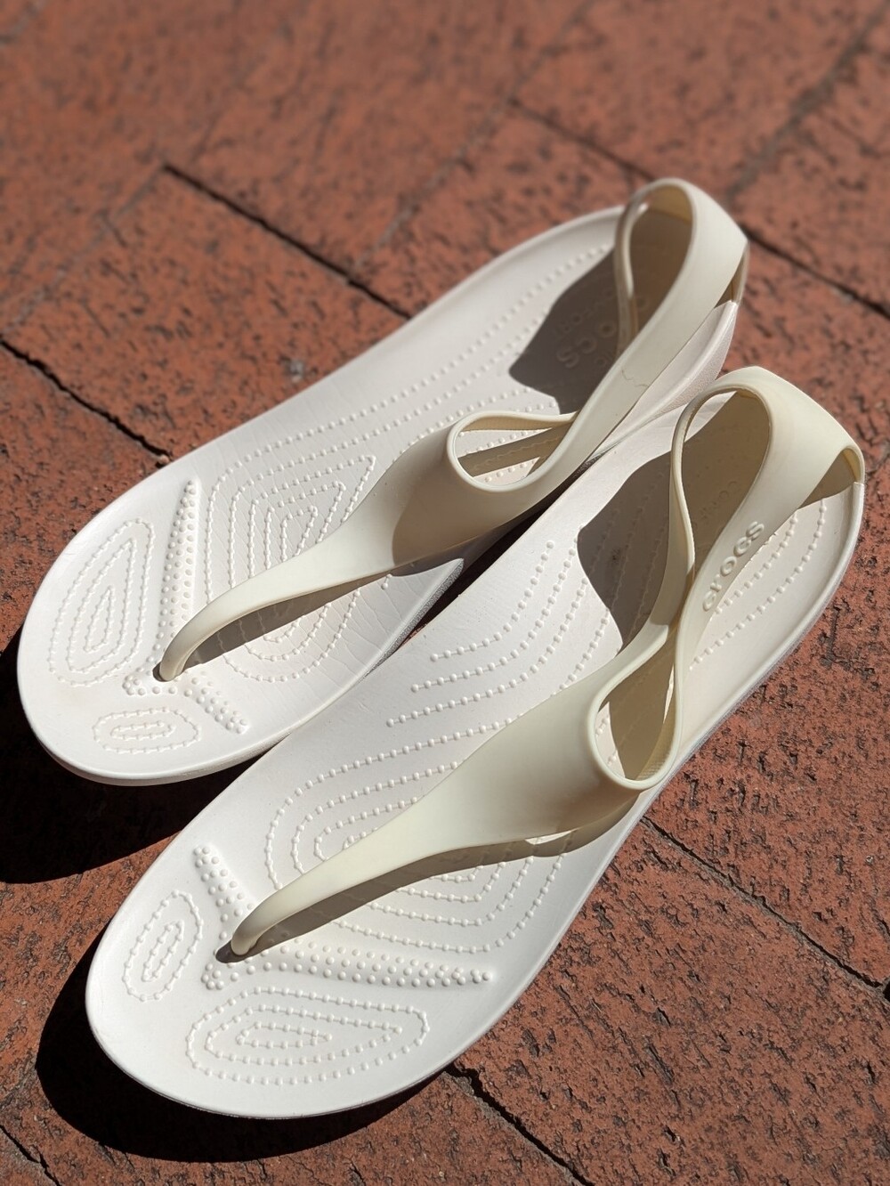 CROCS Women's Cream Sandals